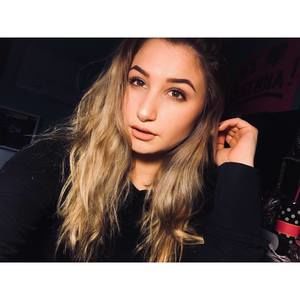 Meet your Posher, Brenna